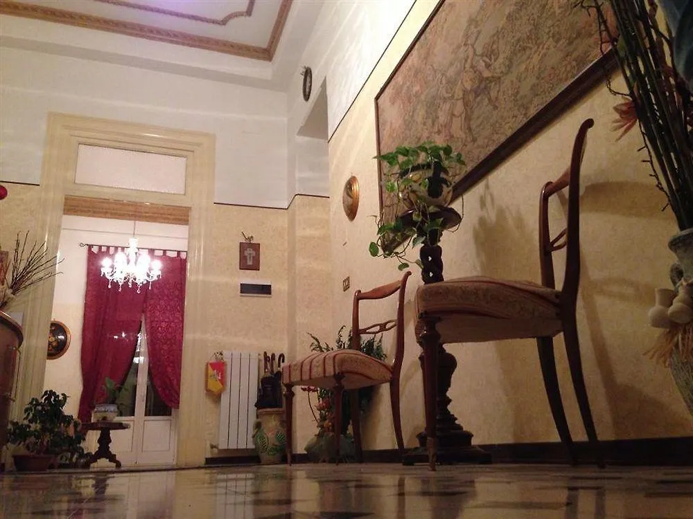 Bed And Breakfast D'Angelo Palermo 2*,  Włochy